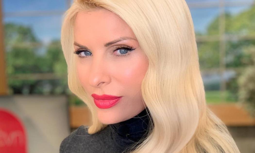 Ελένη Μενεγάκη: Μας δείχνει πρώτη φορά τις κόρες της, Βαλέρια και Μαρίνα - Το σχόλιο στο Instagram