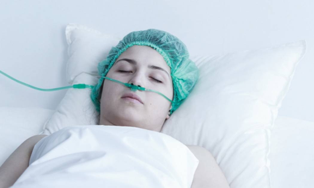 Πώς μπορεί μια γυναίκα σε «φυτική» κατάσταση να γεννήσει παιδί;