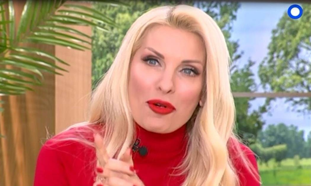 Ελένη Μενεγάκη: Έτσι πέρασε τo Σαββατοκύριακο η παρουσιάστρια