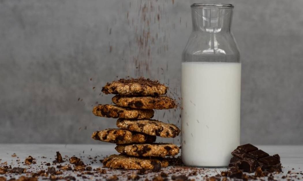 Μπισκότα βρώμης με σοκολάτα και μπανάνα