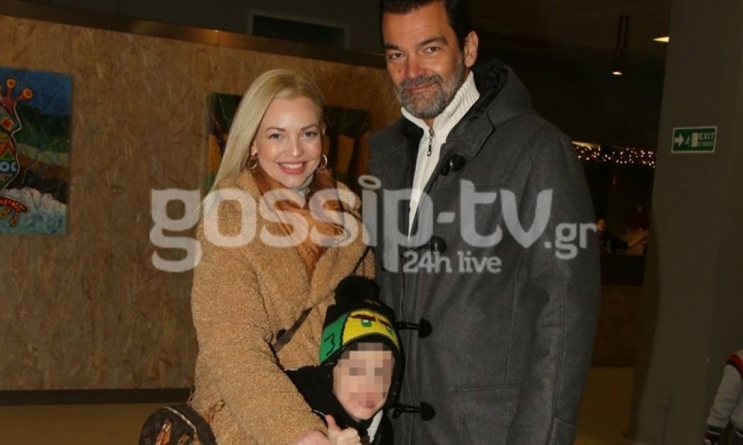 Μαρτζούκου – Καζάκος: Βόλτα με τον γιο τους!