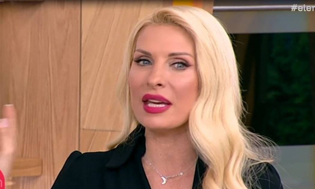 Ελένη Μενεγάκη: Στην κουζίνα με τη Μαρίνα της - Μαμά και κόρη έφτιαξαν πεντανόστιμο γλυκό