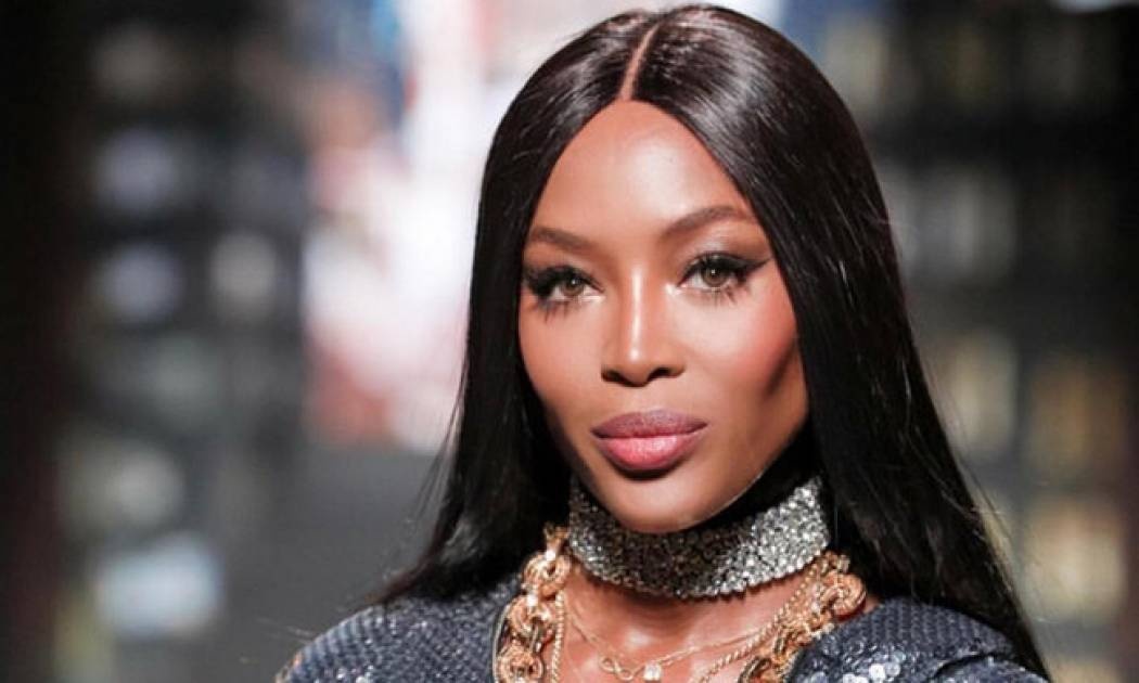 OMG! Δες την Naomi Campbell όπως δεν την έχεις ξαναδεί ποτέ!