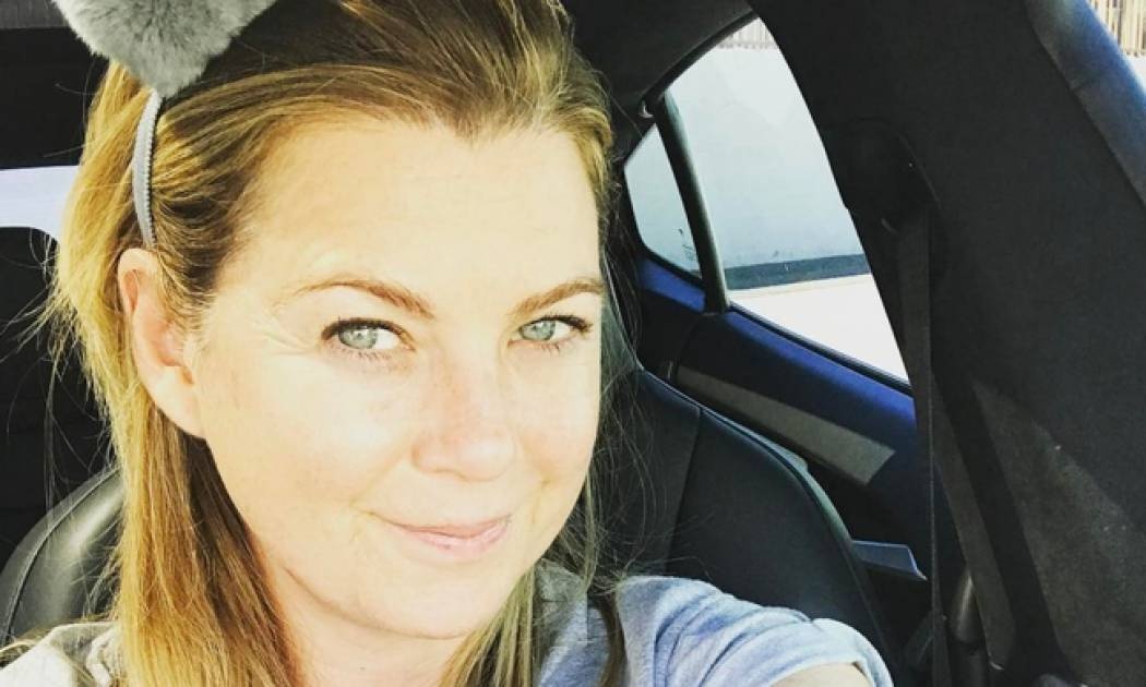 Δείτε πόσο εντυπωσιακή είναι η βίλα της Ellen Pompeo στους πρόποδες του Hollywood! (vid)