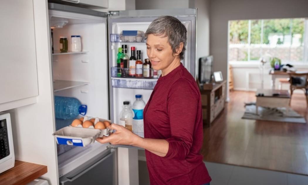 Σαλμονέλα: Μήπως «κρύβεται» στο ψυγείο σας; (video)