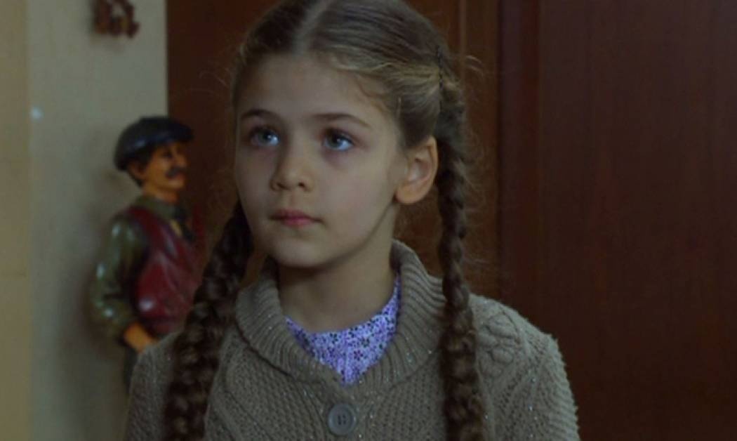 Elif: Η Ελίφ νιώθει μεγάλη έκπληξη επειδή ο Κενάν είναι ο πατέρας της