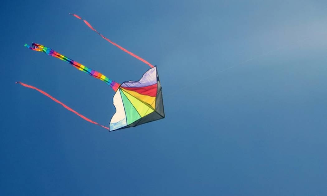 Καιρός Καθαρά Δευτέρα: Απόκριες και Κούλουμα με 25άρια - Κρύο και χιόνια από Τρίτη