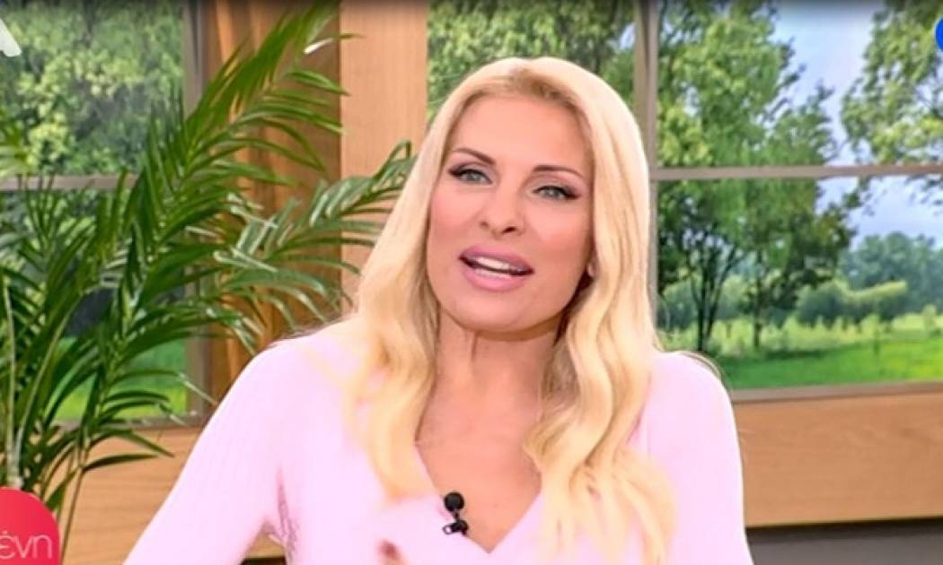 Ελένη Μενεγάκη: Δε φαντάζεστε πώς την αποκάλεσαν on air οι συνεργάτες της