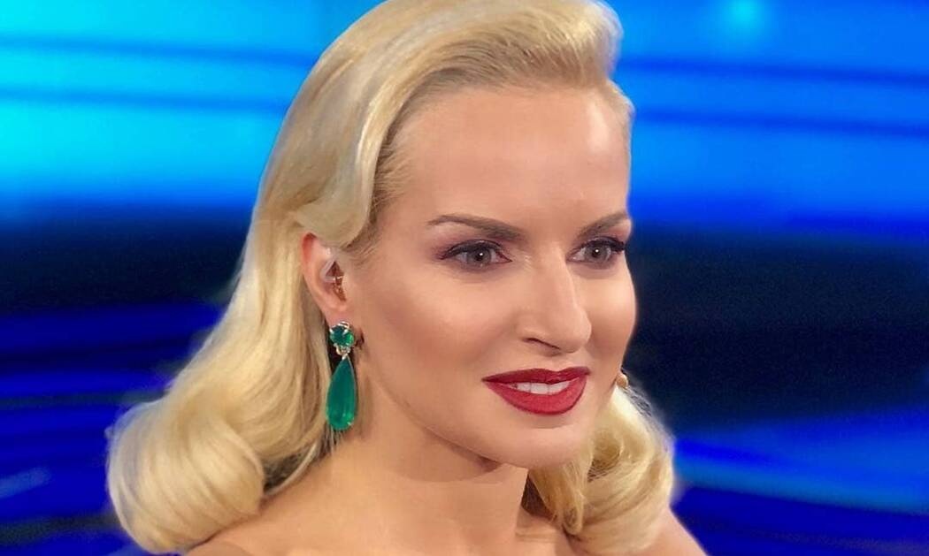 Μαρία Μπεκατώρου: Αποκαλύπτει αν ο γάμος της πέρασε ποτέ κρίση