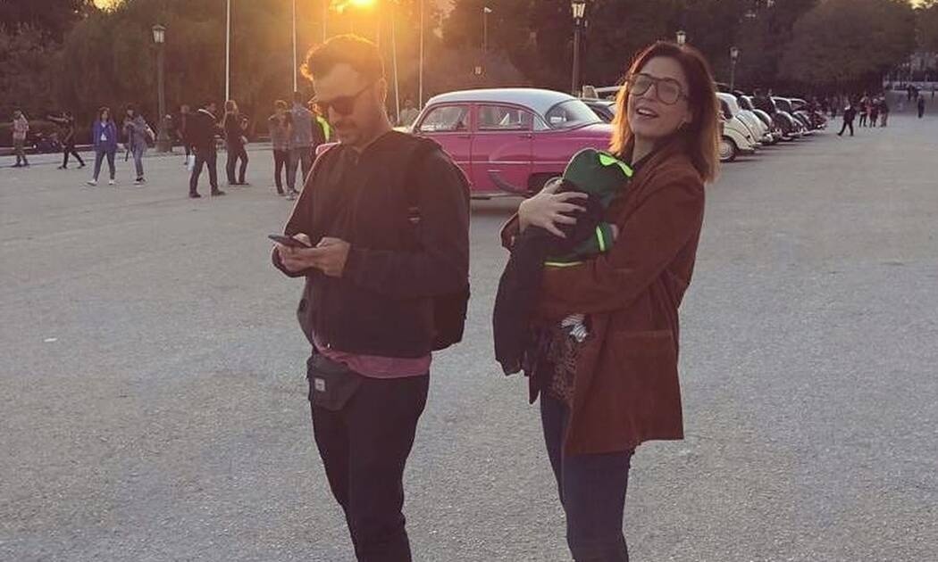 Κατερίνα Παπουτσάκη: Η γλυκιά φωτογραφία με τον σύζυγο της και τα παιχνίδια με τον μεγάλο γιο της 