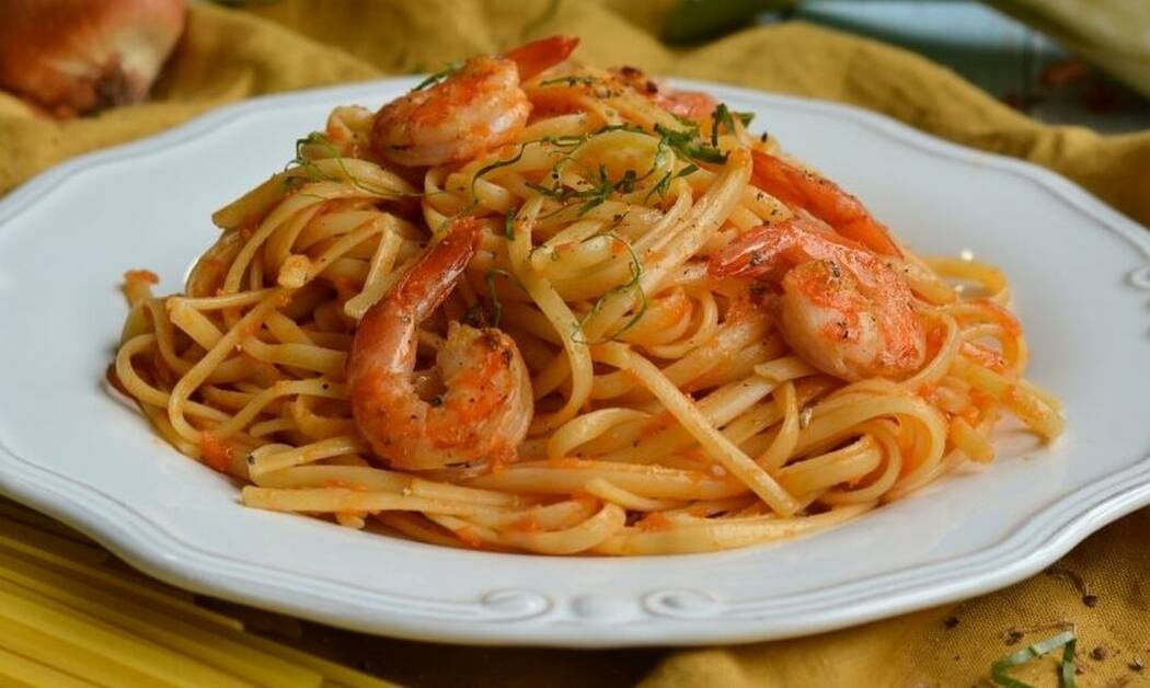 Γαριδομακαρονάδα με λιγκουίνι