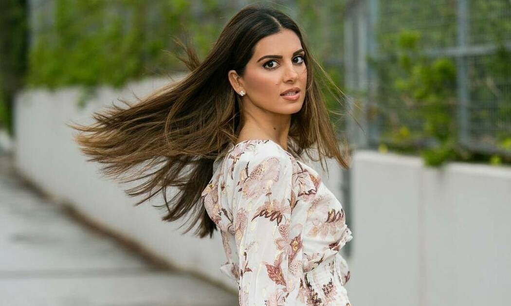 Σταματίνα Τσιμτσιλή: Έβγαλε τα τακούνια της και έκανε γυμναστική on air 