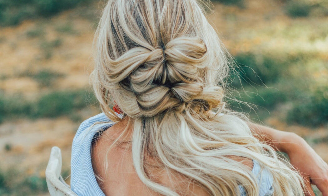 Το πιο εντυπωσιακό χτένισμα για το βράδυ της Ανάστασης