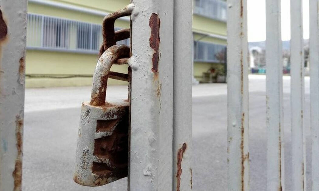 Κλείνουν τα σχολεία Μάιο και Ιούνιο: Πότε και γιατί δεν θα γίνουν μαθήματα