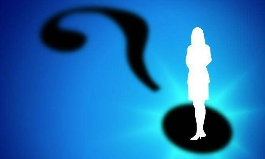 Ελληνίδα παρουσιάστρια βάζει 17 ξυπνητήρια για να βρίσκεται στην εκπομπή στην ώρα της