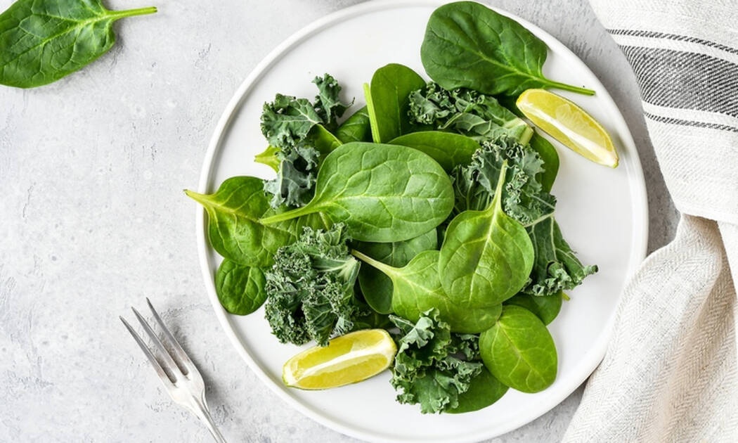 Κέιλ vs σπανάκι: Ποιο είναι πιο υγιεινό;