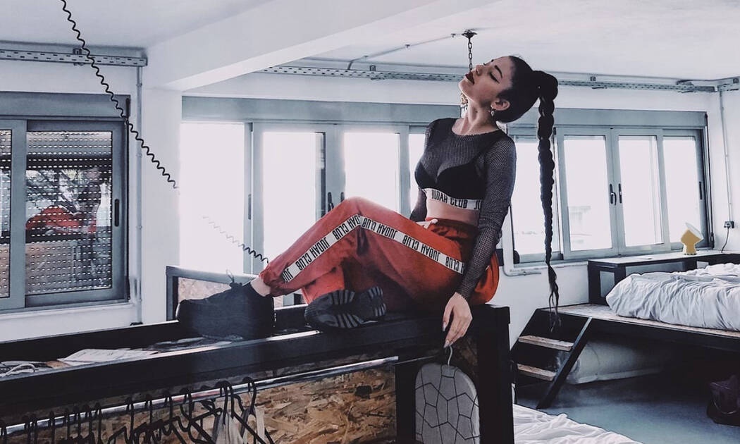 Natasha Kay: Ο,τι θες να ξέρεις για την αγαπημένη τραγουδίστρια των teens και όχι μόνο