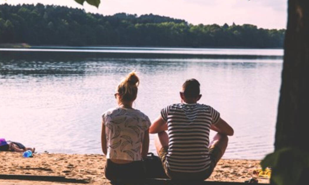 Γιατί «κολλάμε» με αυτόν που δεν απαντάει στα μηνύματα; Υπάρχει επιστημονική εξήγηση