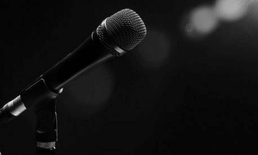 Απέραντη θλίψη: Πέθανε πασίγνωστος τραγουδιστής