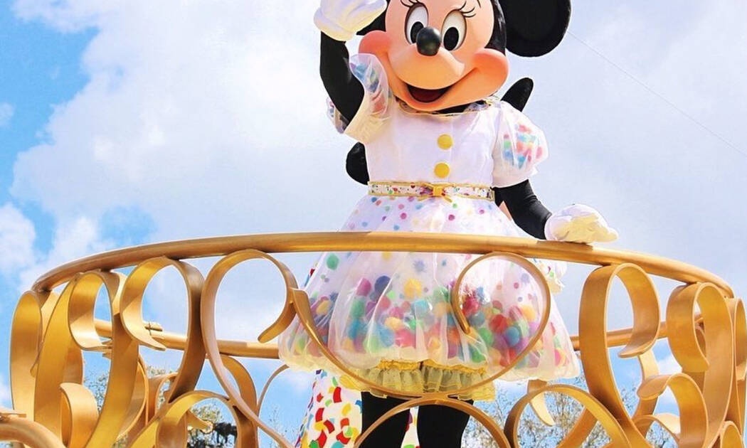 Ένας 14χρονος έκανε το πιο απίστευτο πράγμα για να πάει την οικογένειά του στην Disneyland