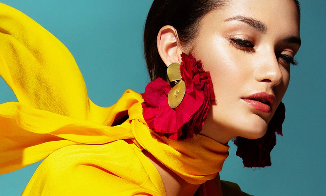 Tα σκουλαρίκια που δείχνουν πώς η τέχνη μπορεί να γίνει μόδα