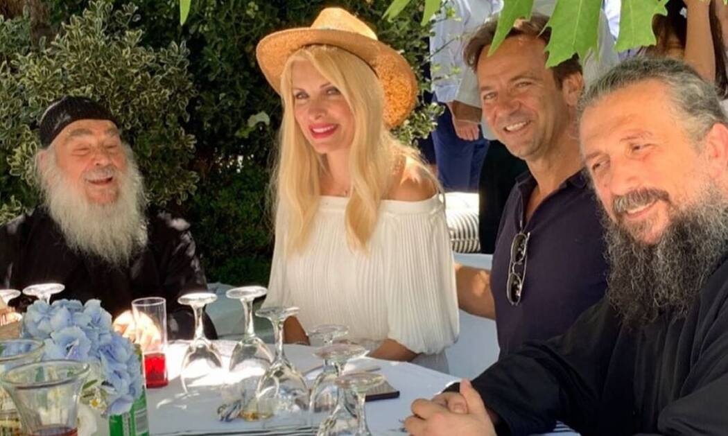 Ελένη Μενεγάκη: Το φωτογραφικό άλμπουμ της από την απόδρασή της στην Άνδρο (Photos)