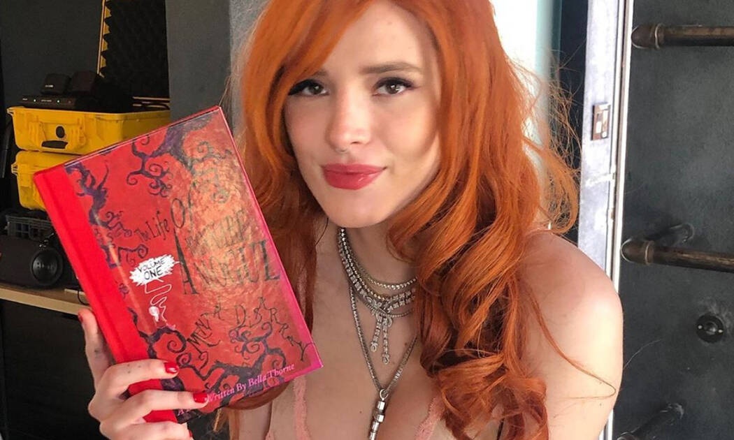 Η Bella Thorne έκανε μια τεράστια αλλαγή στην εμφάνισή της