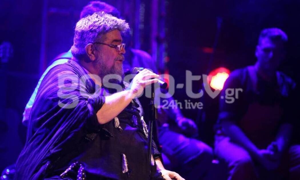 O Κραουνάκης απαντά πρώτη φορά για το επεισόδιο στη συναυλία του: «Ειλικρινά πολύ λυπάμαι» (Photos)