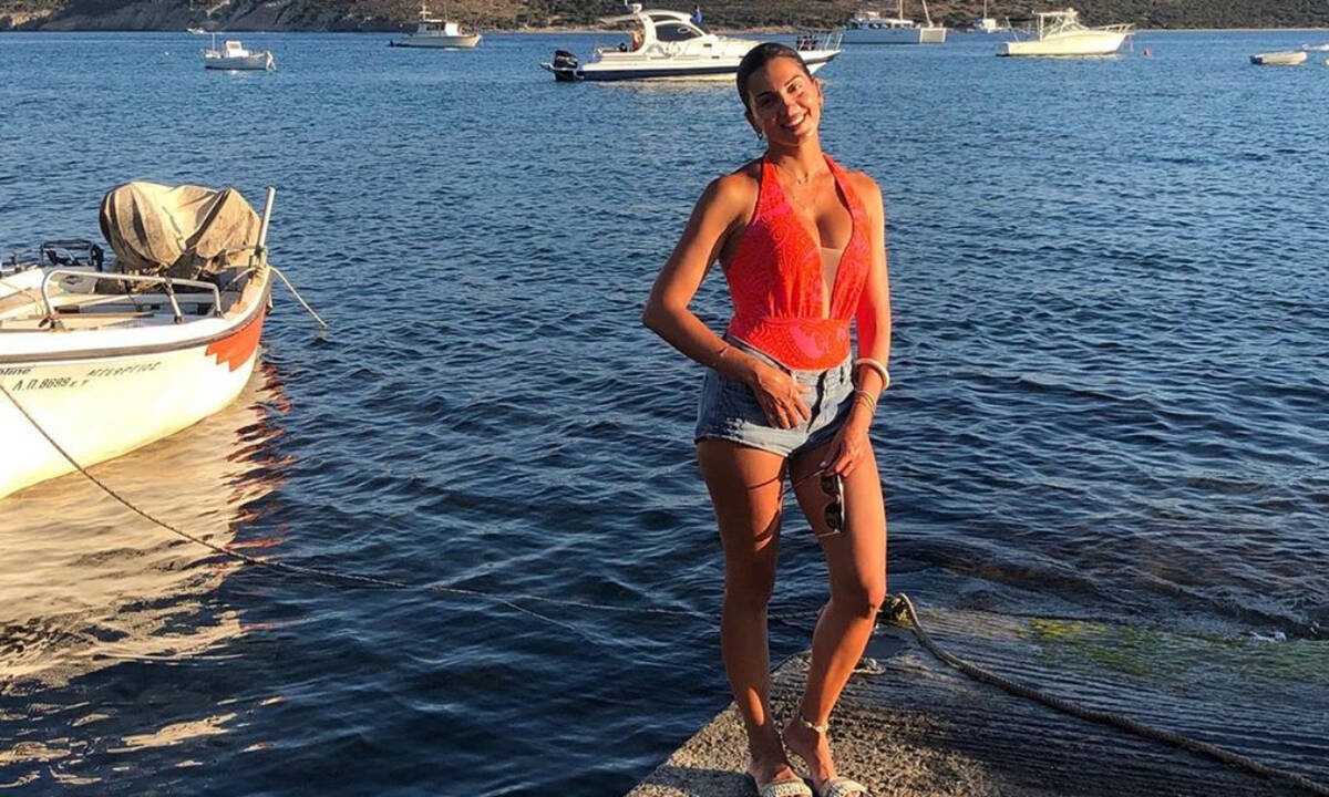 Σταματίνα Τσιμτσιλή: Αυτή τη νέα φωτογραφία με τις κόρες της πρέπει να τη δείτε (pics)