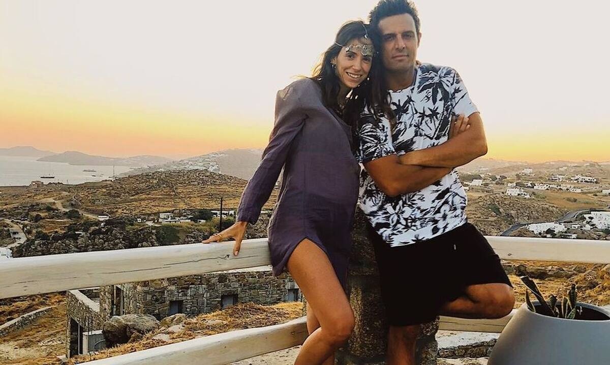 Σάββας Πούμπουρας: Οι νέες φώτο της εγκυμονούσας γυναίκας του και η γκρίνια της 