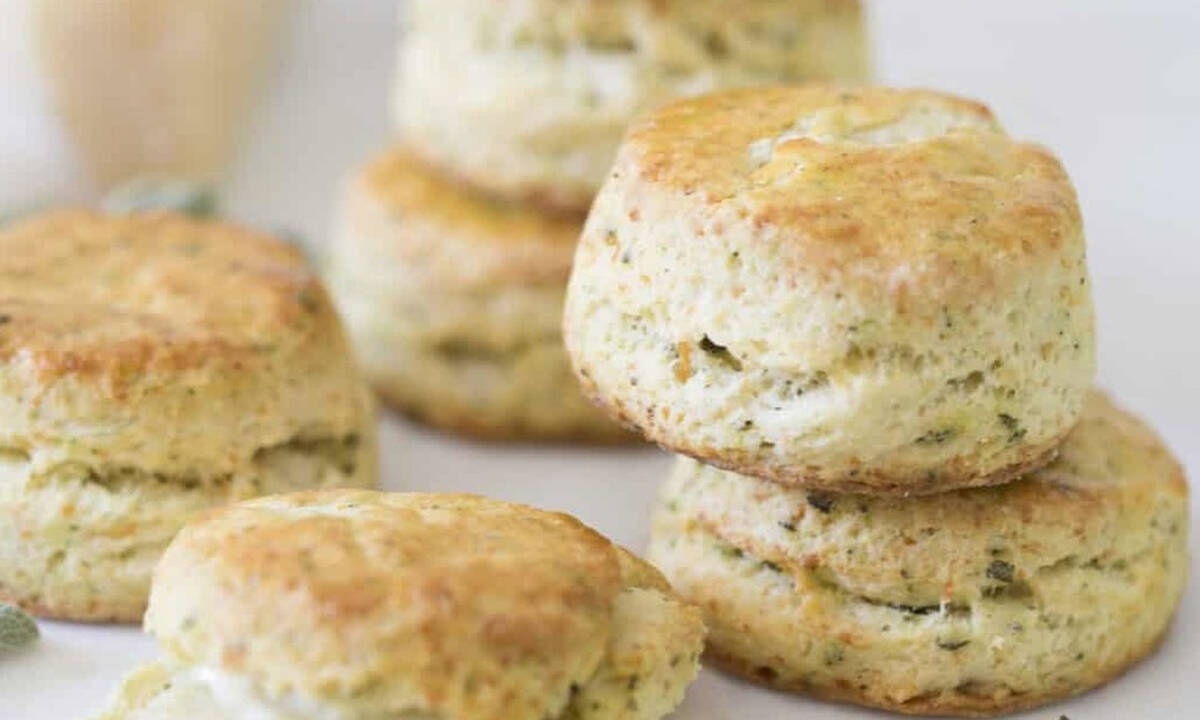 Δες πώς θα φτιάξεις τα πιο νόστιμα μπισκότα τυριού
