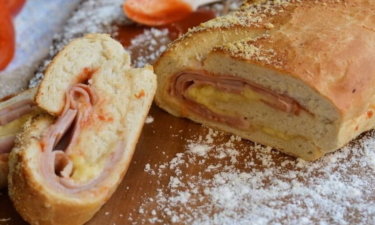 Στρόμπολι με αλλαντικά από τον Γιώργο Τσούλη