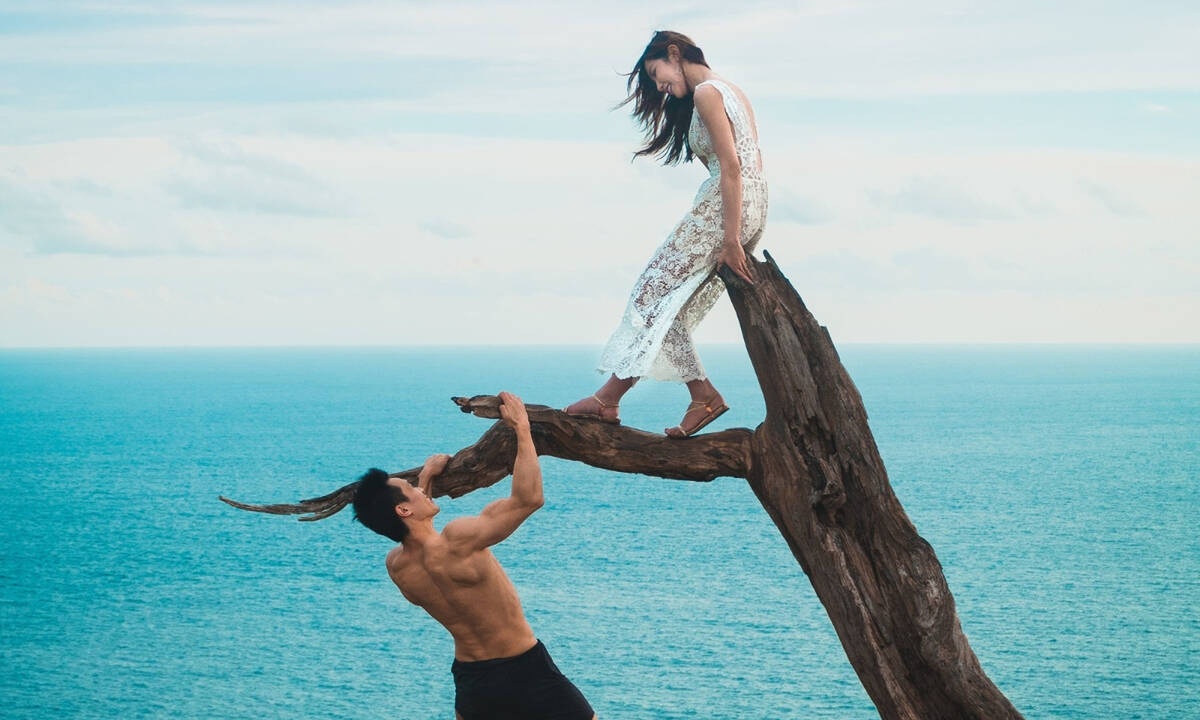 Οι γυναίκες είναι ευτυχισμένες με λιγότερο ωραίους άνδρες