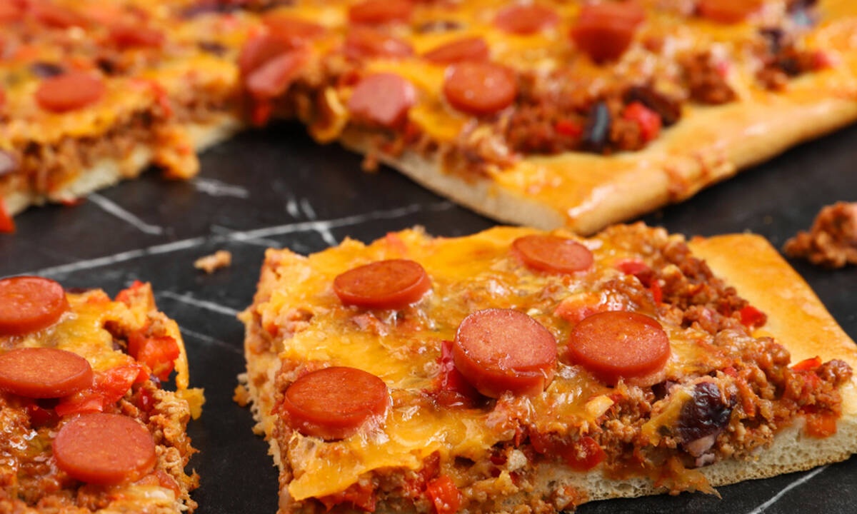 Chili dog pizza από τον Γιώργο Τσούλη 
