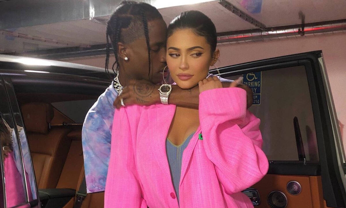 Σύννεφα στη σχέση Kylie Jenner – Travis Scott; Η φωτογραφία που έκανε τους fans να ανησυχούν
