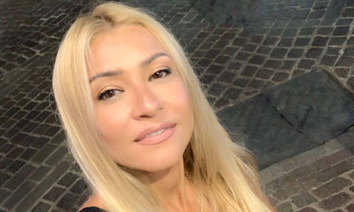 Αυτός είναι ο κούκλος γιος της Λένας Παπαδοπούλου (pics)