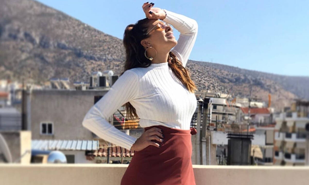 Ελένη Χατζίδου: Αυτό είναι το κορμί της μετά τον τοκετό - Η ολόσωμη φώτο που μας εντυπωσίασε (pics)