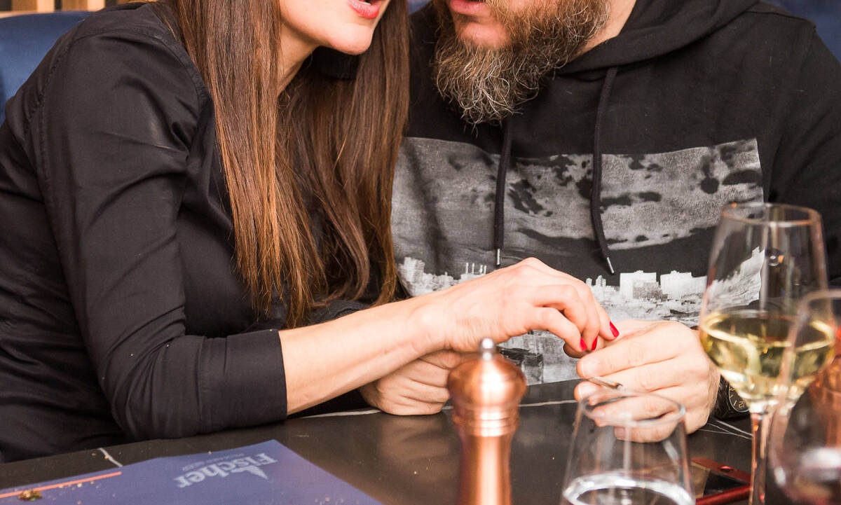 Ελληνίδα ηθοποιός μιλάει για το διαζύγιό της από τον τραγουδιστή σύζυγό της! (photos)