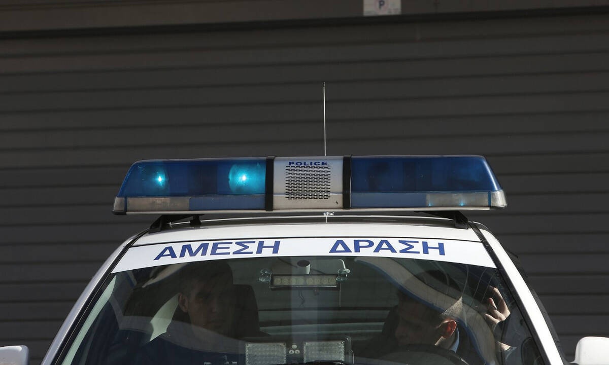 Συναγερμός στα Μελίσσια για μαυροντυμένο άνδρα