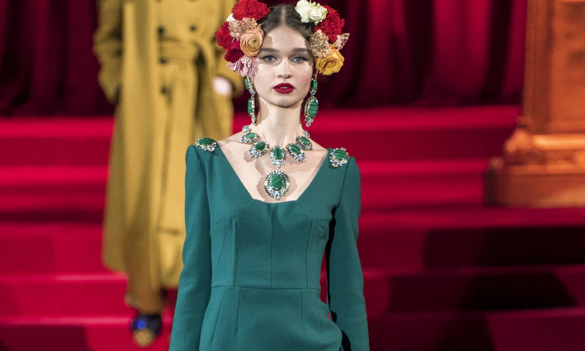 Go Green:10 φορέματα που αποδεικνύουν περίτρανα πως το πράσινο είναι το χρώμα του φθινοπώρου