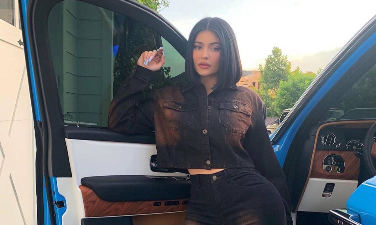 Kylie Jenner: Άγριο κράξιμο για το αυτοκίνητο που κοστίζει 3 εκατομμύρια δολάρια