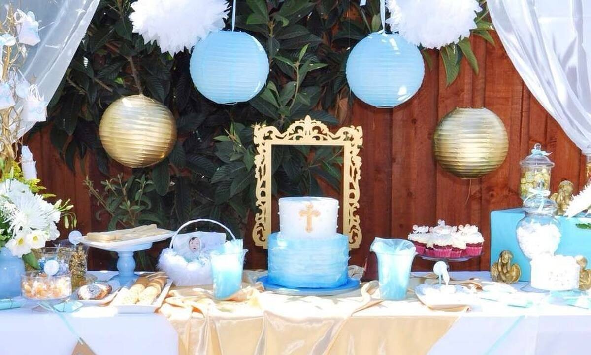 Παρουσιάστρια του Alpha βάφτισε το αγοράκι της (photos)