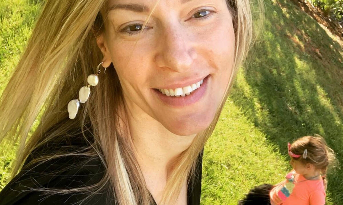 Ζέτα Δούκα: Δείτε την κόρη της να φτιάχνει μανιταροπιτάκια! (vid)