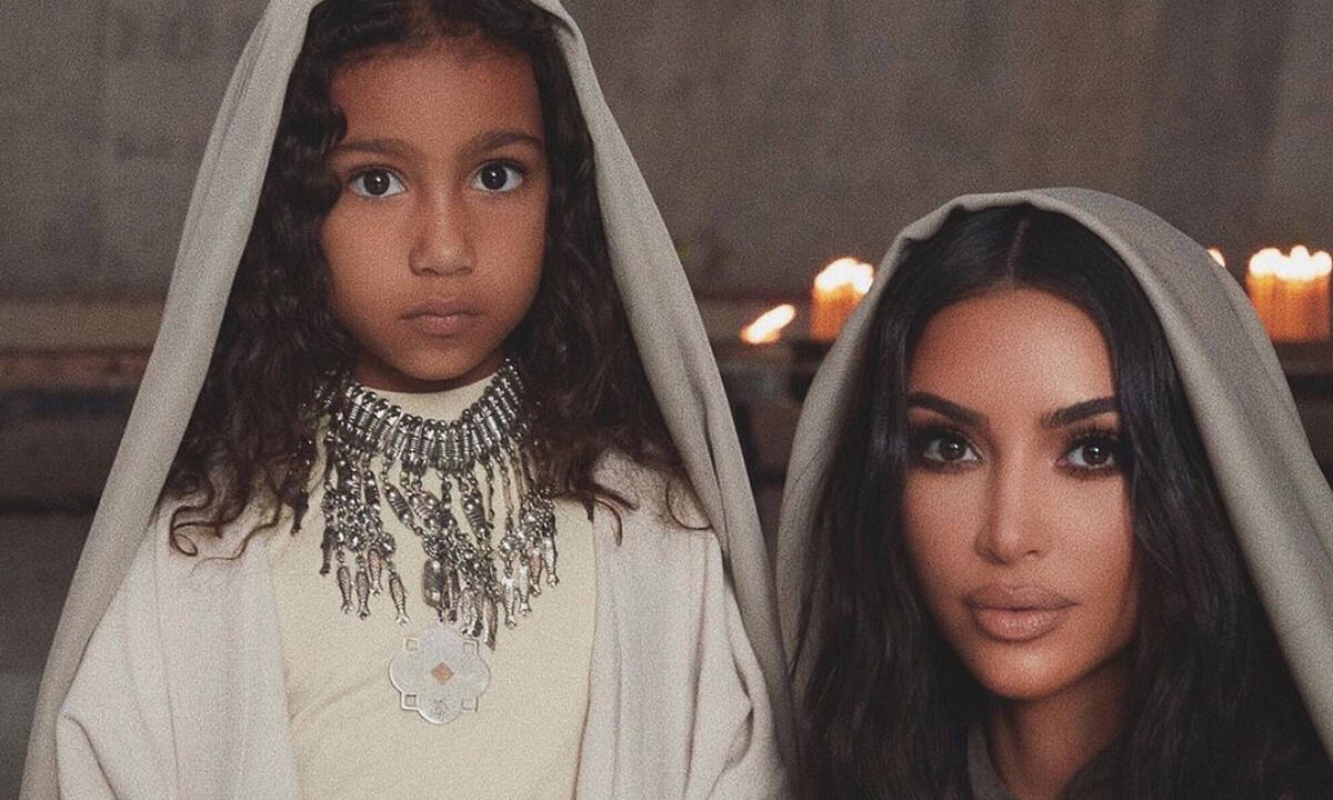 Η Kim Kardashian βάφτισε τα παιδιά της στην Αρμενία και ιδού οι πρώτες φωτό της