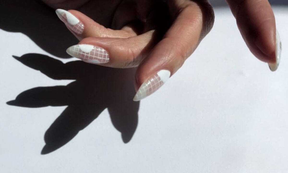 Εσύ γνωρίζεις ποιο είναι το πιο δημοφιλές σχήμα για τα νύχια;
