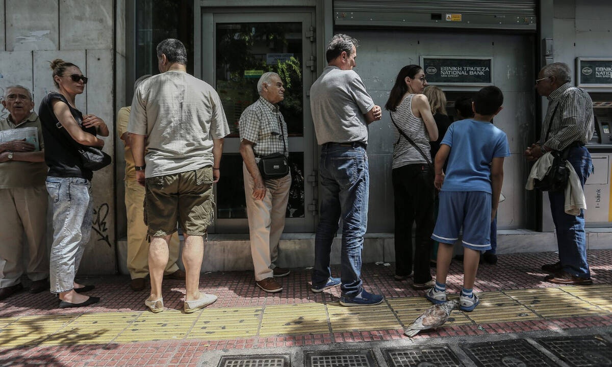 Αναδρομικά: Δείτε πόσο θα αυξηθούν οι συντάξεις – Αυτά είναι τα νέα ποσά (Αναλυτικοί πίνακες)