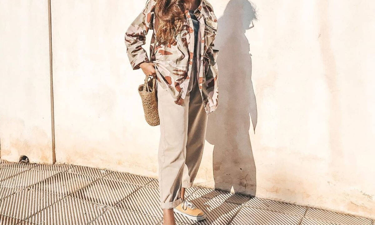 Φωτογραφίες από την πρώτη της βόλτα μετά τον τοκετό (pics)