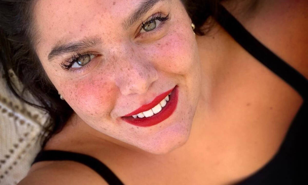 6 φορές που η Δανάη Μπάρκα ήταν η απόλυτη βασίλισσα του body positivity