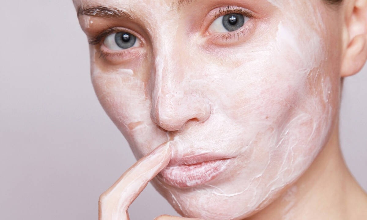 Μάσκα αντιγήρανσης: το απόλυτο όπλο για να μένουμε πάντα νέες