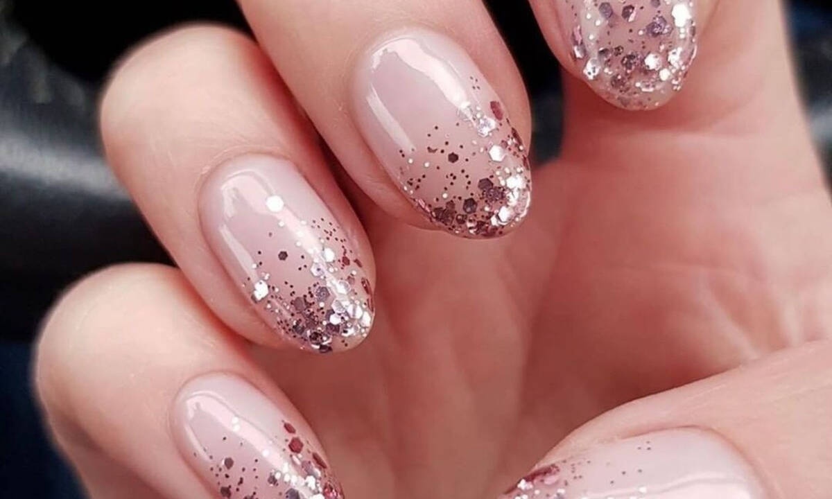 Με αυτά τα nail arts θα εντυπωσιάσεις τα Χριστούγεννα